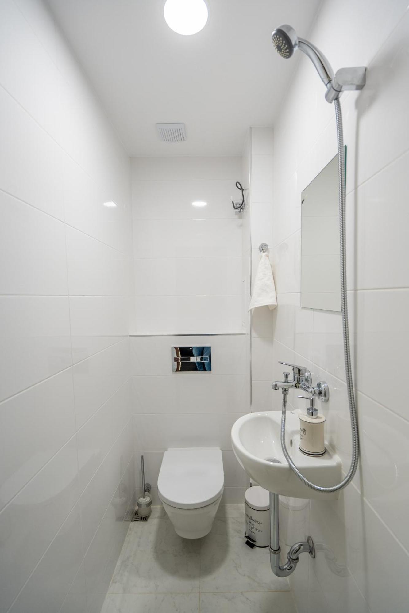 Top Location Central New & Spacious 3 Bdr Apt Medical Academy Sofia Eksteriør bilde
