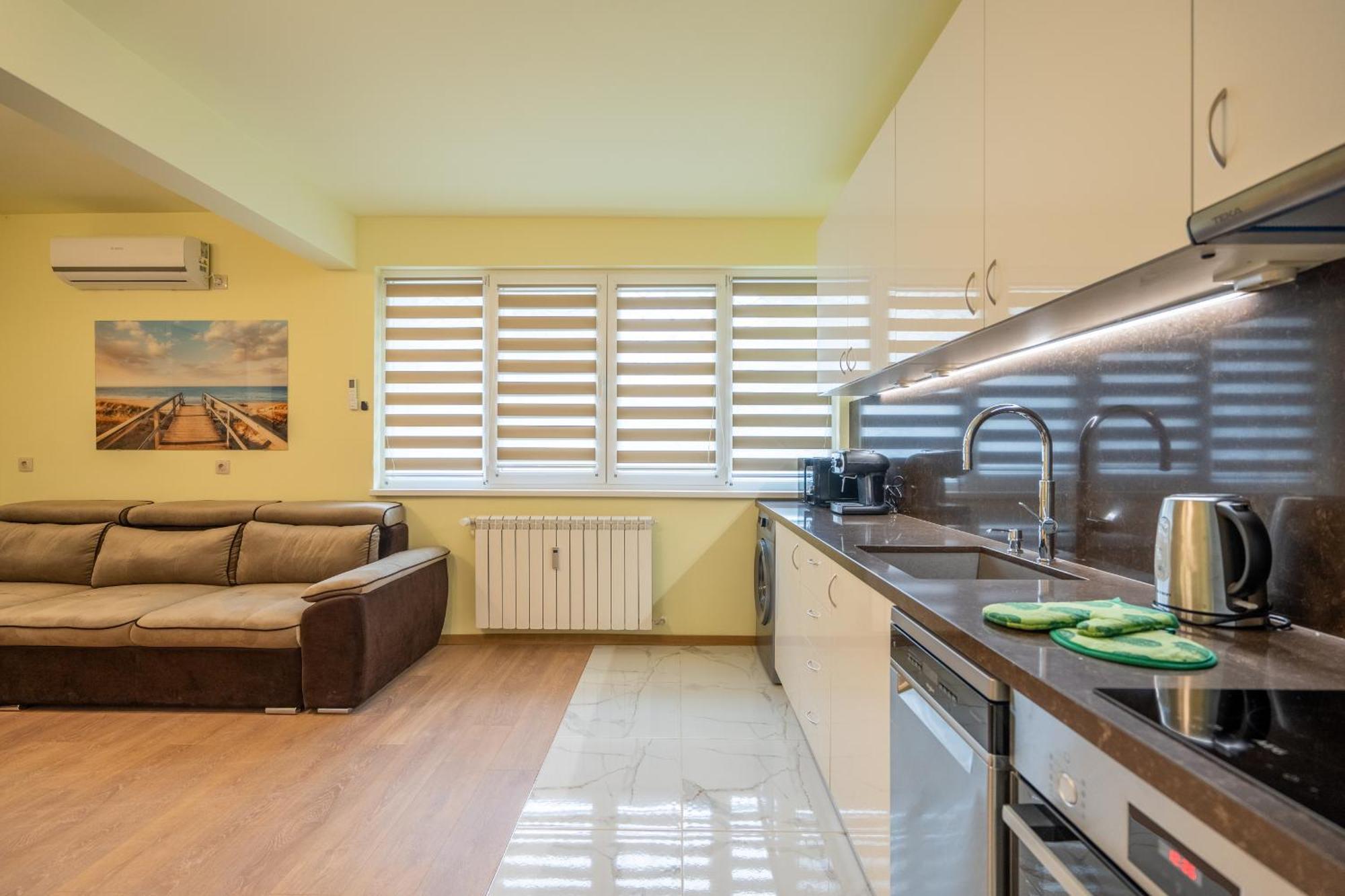 Top Location Central New & Spacious 3 Bdr Apt Medical Academy Sofia Eksteriør bilde