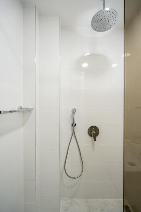 Top Location Central New & Spacious 3 Bdr Apt Medical Academy Sofia Eksteriør bilde